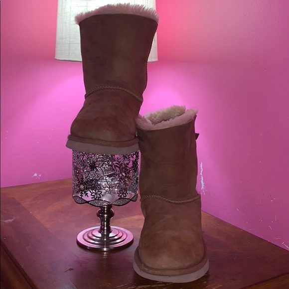 Women’s ugg boots - Picture 2 of 5
